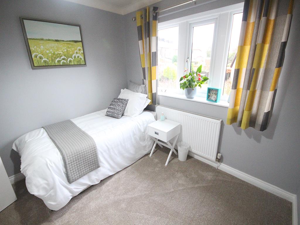 4 bedroom house For Sale in Fence, Burnley - IMG_1060.jpg